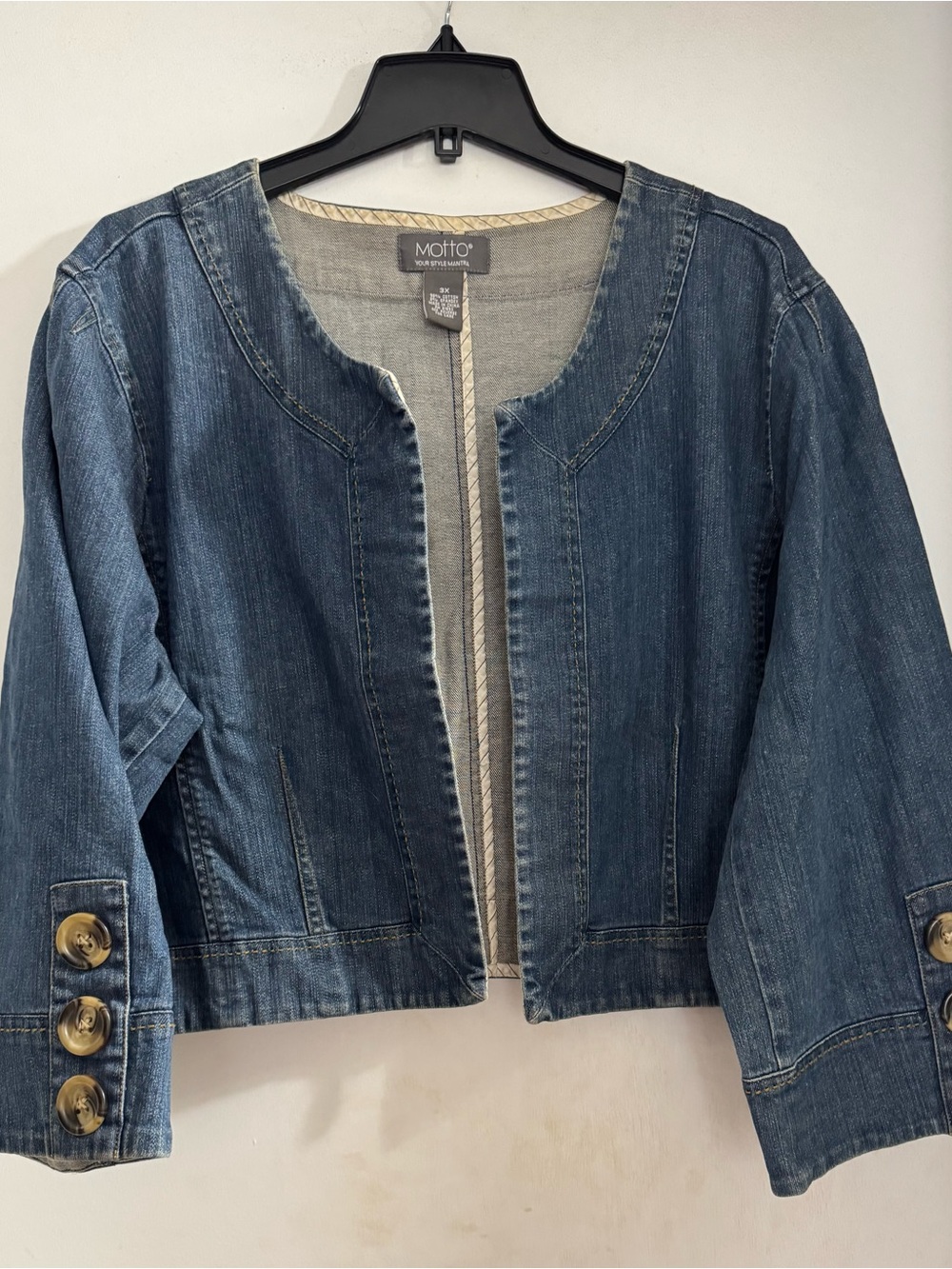 MOTTO Denim Cropped Open-Front Jacket in Blue